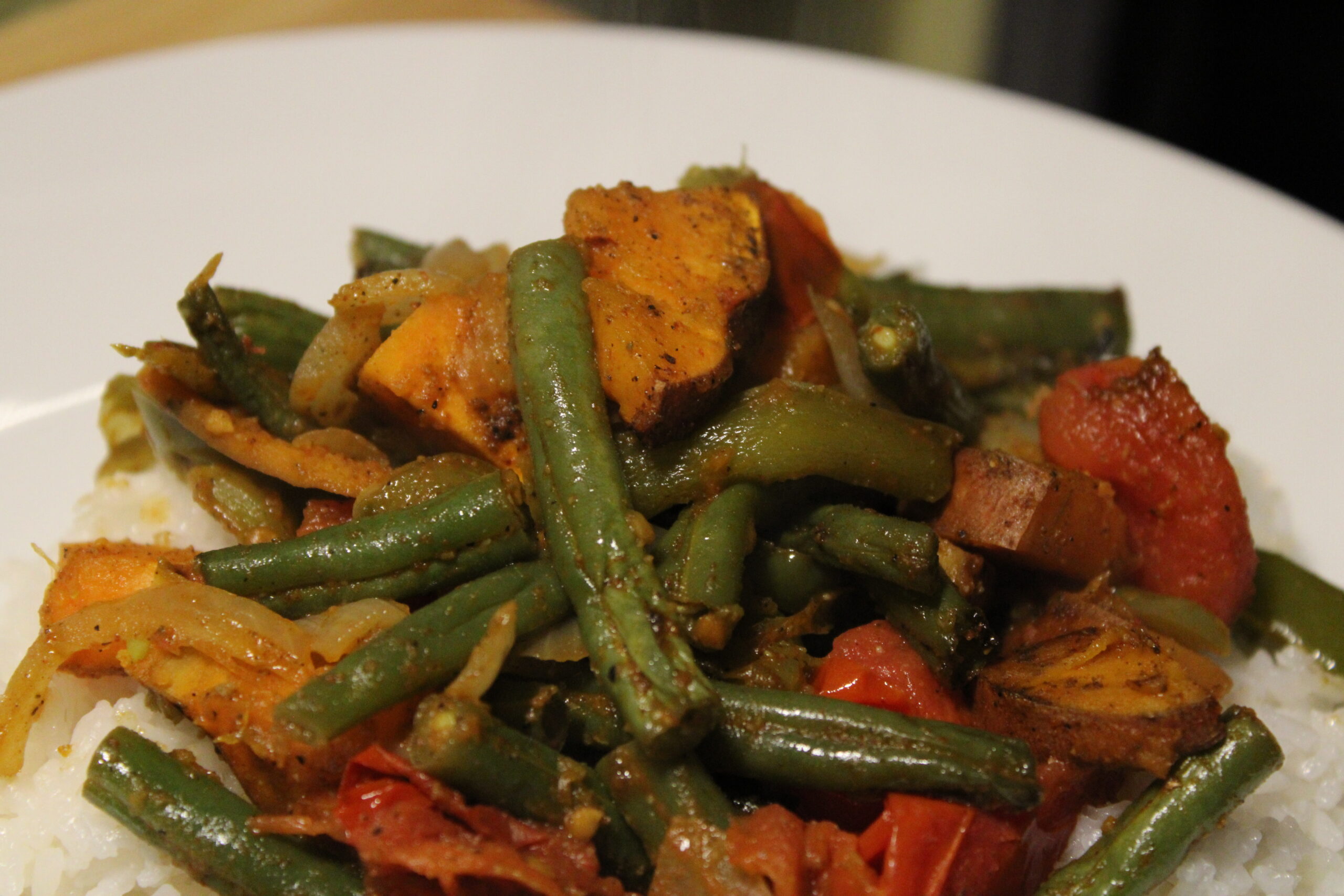 Roasted Green Beans & Sweet Potatoes - Hearty at Home Vegan Recipes